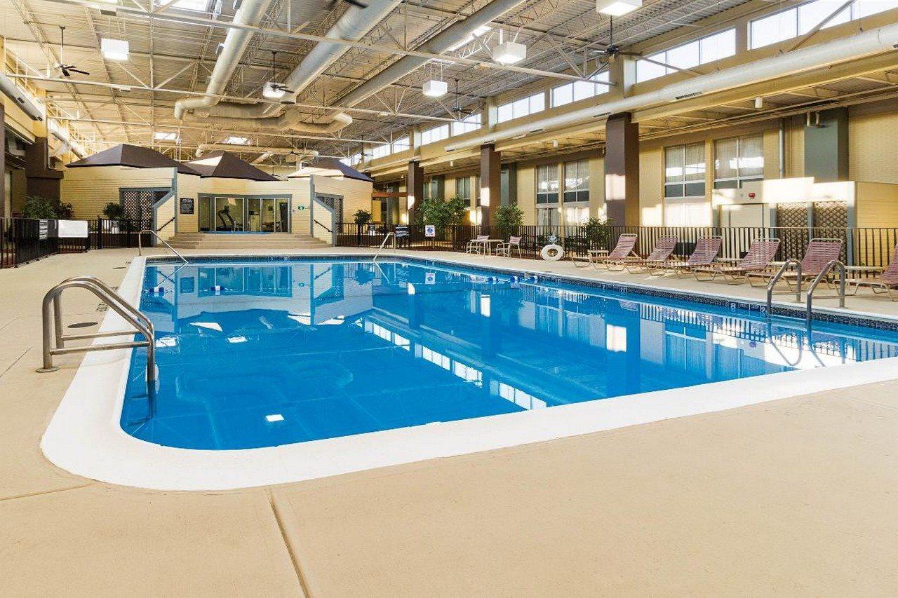 Comfort Inn & Suites Airport Syracuse Extérieur photo